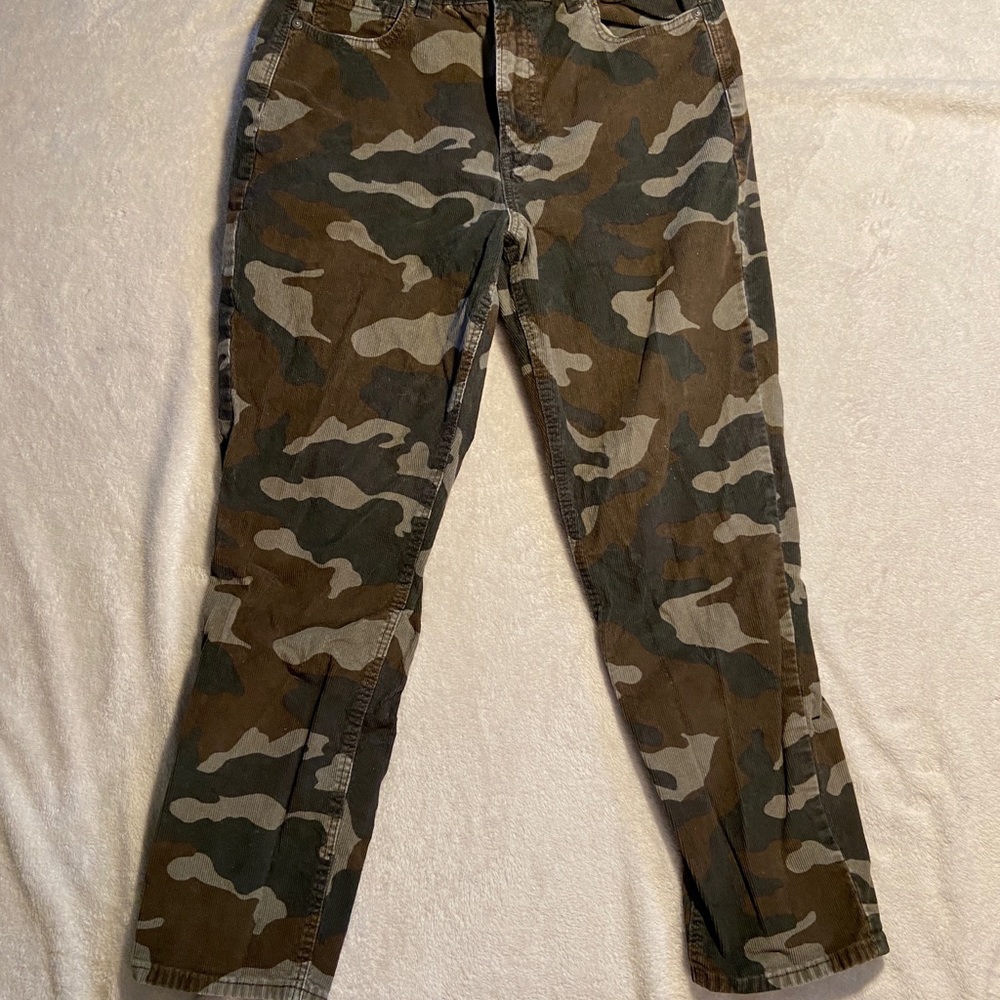 American eagle camp corduroy JEANS